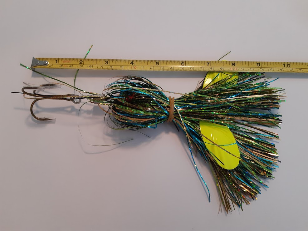 Delong Lures - The Berserker, Bucktail Fishing Lures - Bucktail Jig with  Inline Spinner, Musky & Pike Baits Spinnerbaits, Tackle for Freshwater and